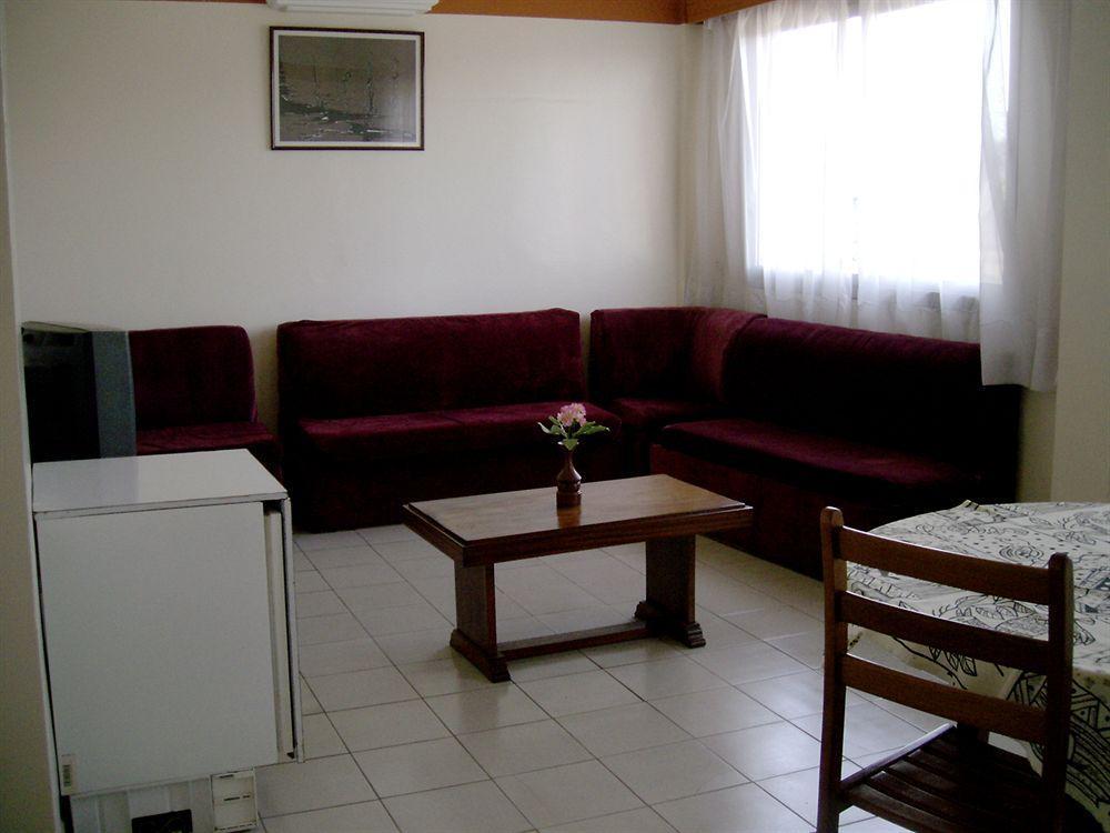 Relais Saint Jacques Hotel Yaoundé Екстериор снимка