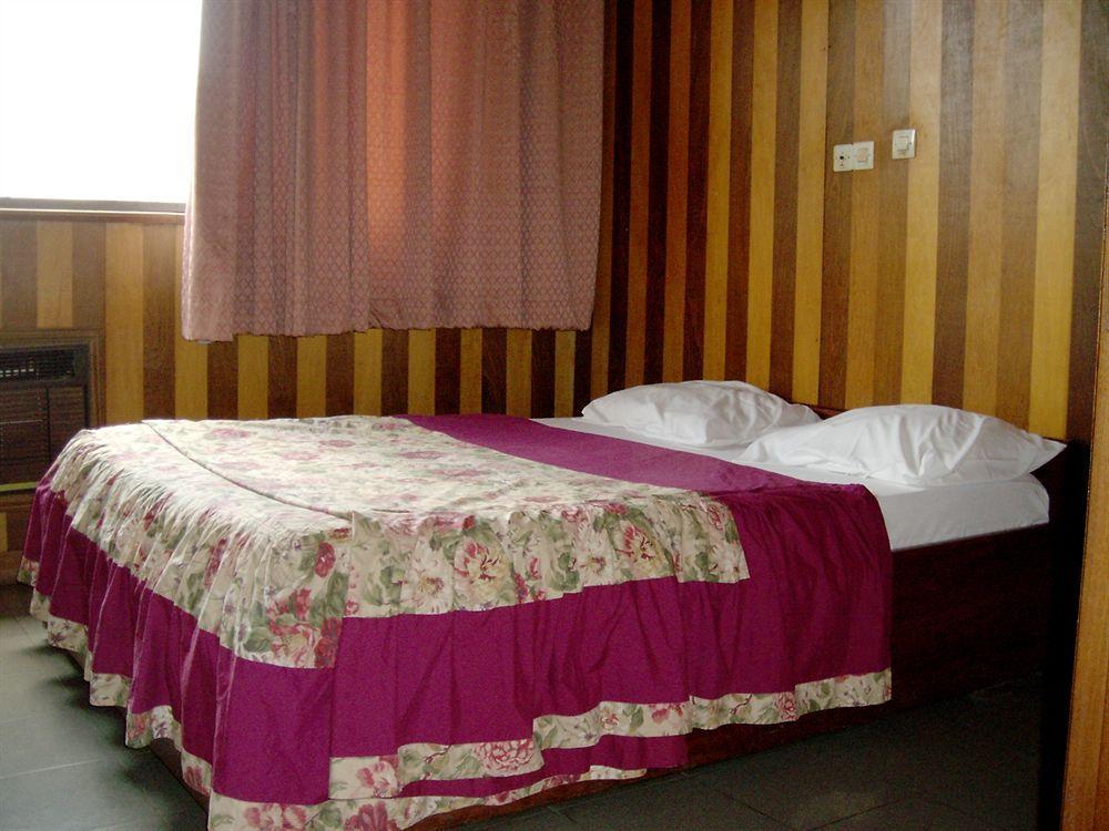 Relais Saint Jacques Hotel Yaoundé Екстериор снимка