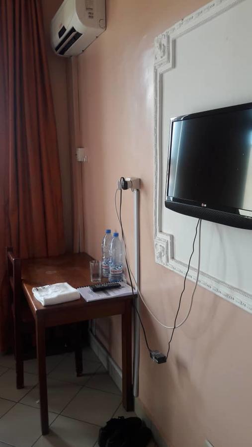 Relais Saint Jacques Hotel Yaoundé Екстериор снимка