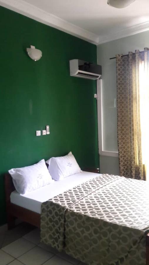 Relais Saint Jacques Hotel Yaoundé Екстериор снимка